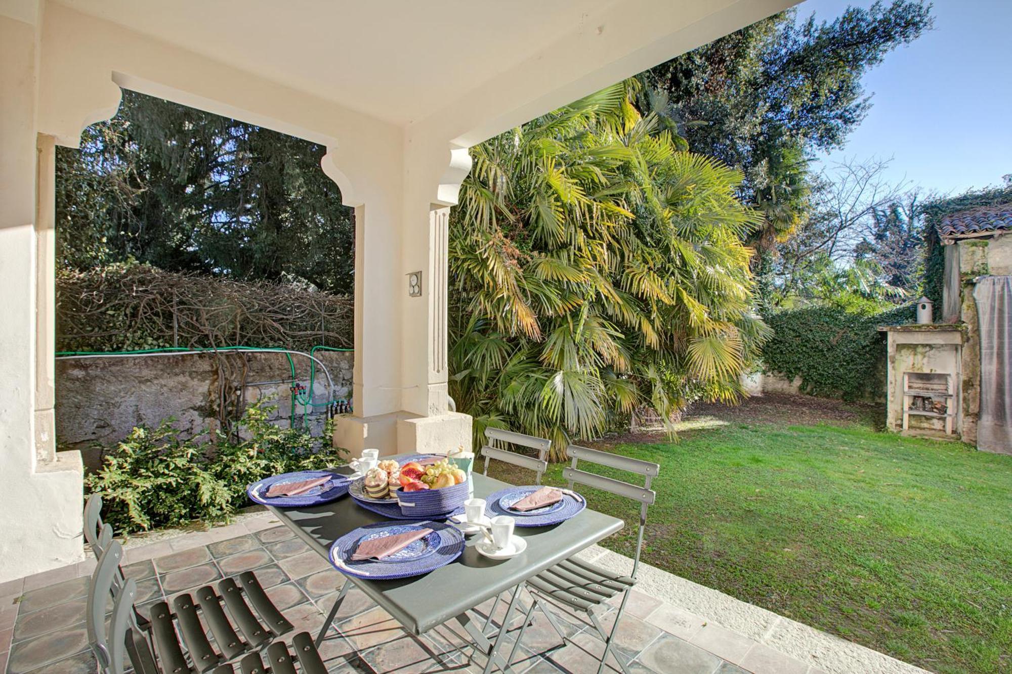 Villa Jejia- Pool And Garden Lesa Exterior photo